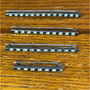 Women's Unbranded Brooches One Size Black Silver